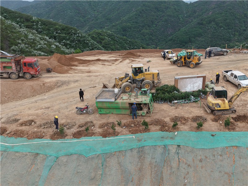 恒睿噴播機賦能洛寧風電：石坡變綠洲的生態奇跡正在上演