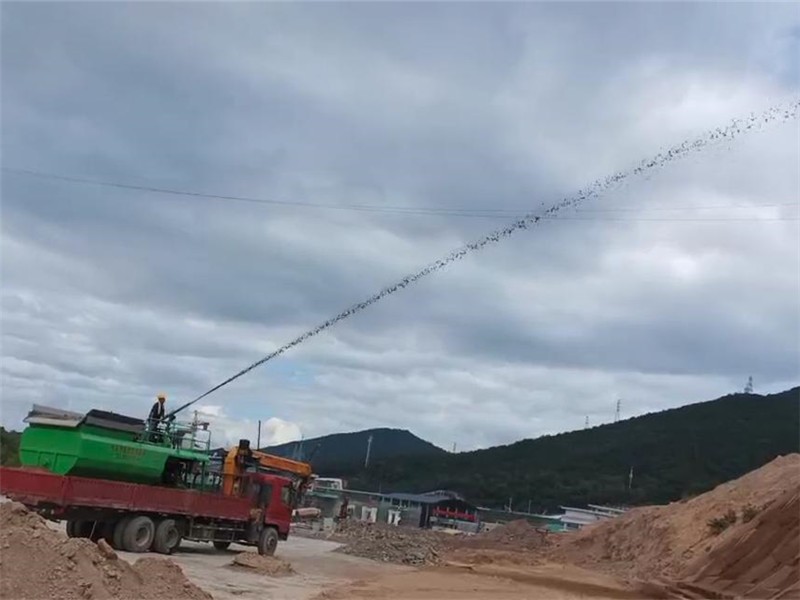 快速智能遙控團粒噴播機：順應自動化趨勢，引領綠化施工革新