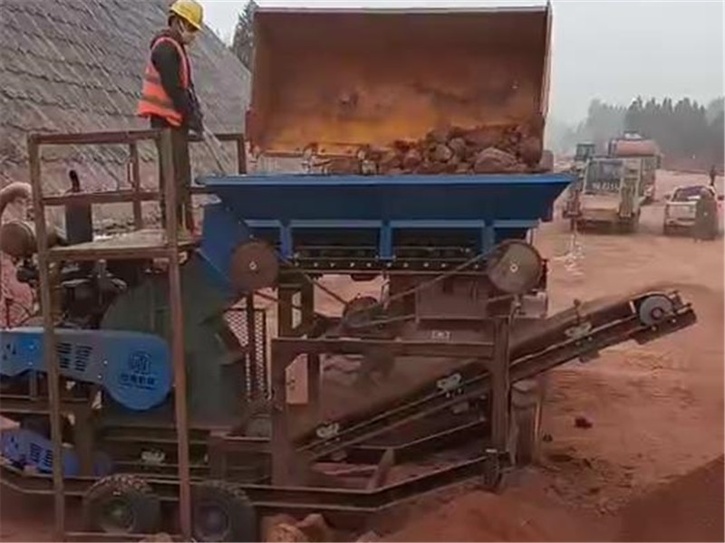 恒睿頁巖破碎機破解四川高速邊坡綠化用土難題